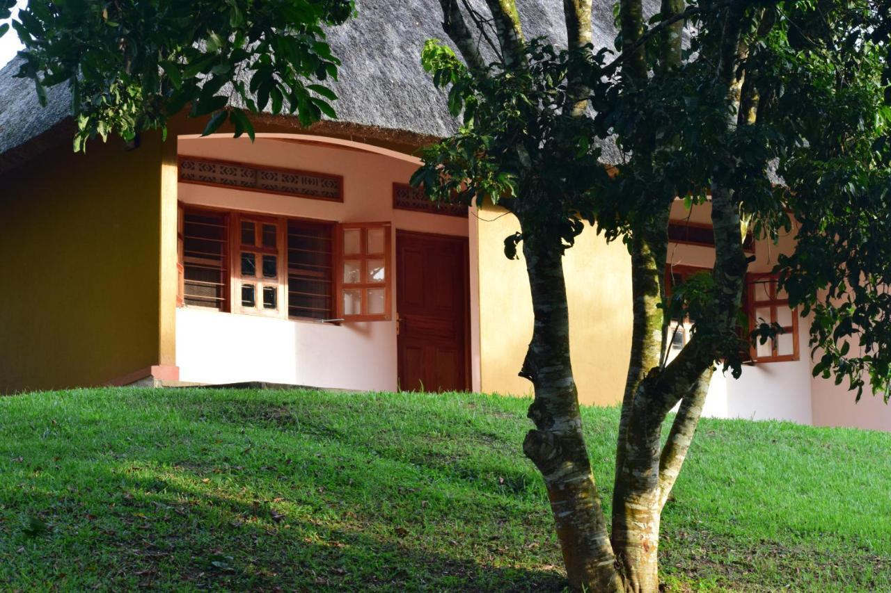 Kibale Guest Cottages Fort Portal Exterior photo